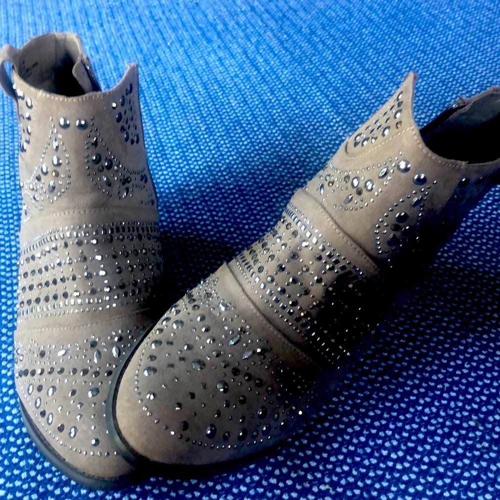 Ranchero ankle booties